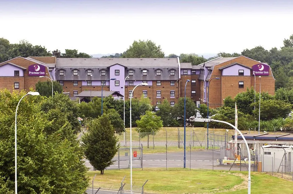 Premier Inn London Gatwick Airport - A23 Airport Way-1