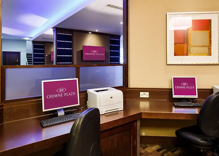 Crowne Plaza London - Gatwick Airport By Ihg Hotel